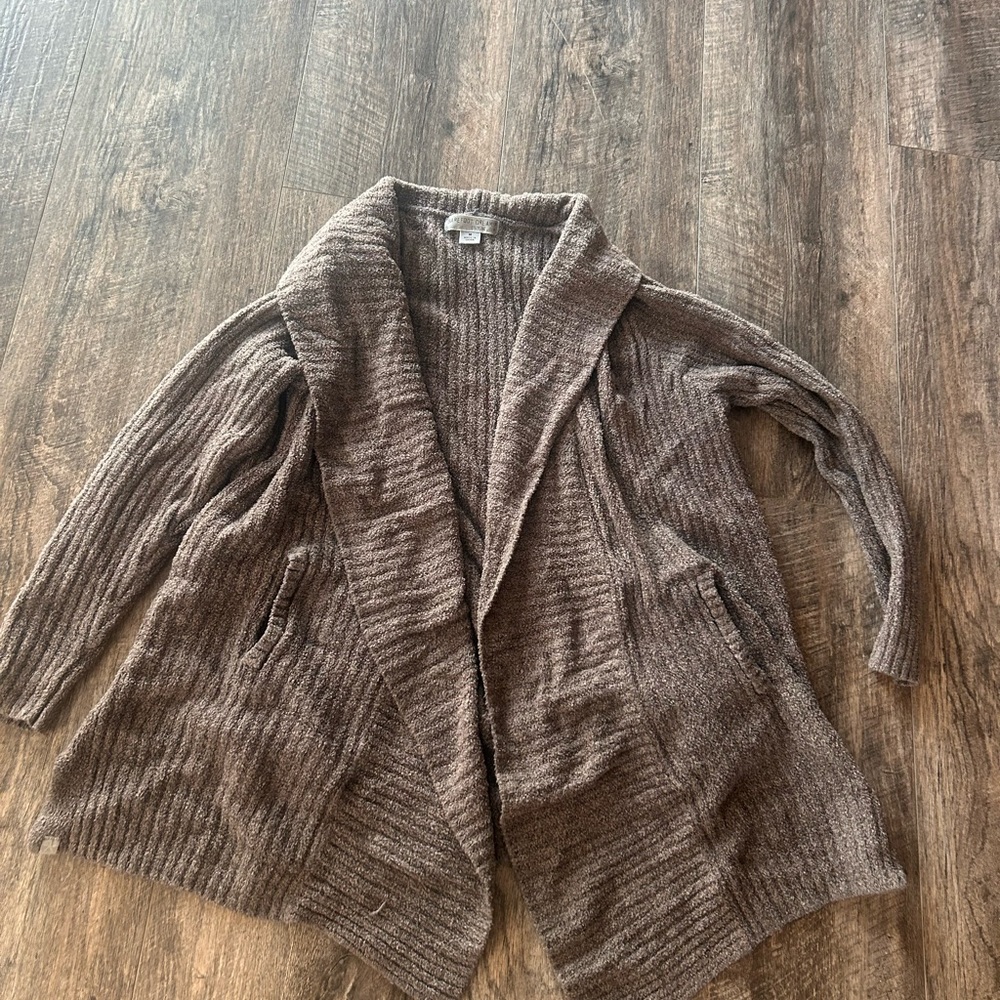 Great used condition brown barefoot cardigan